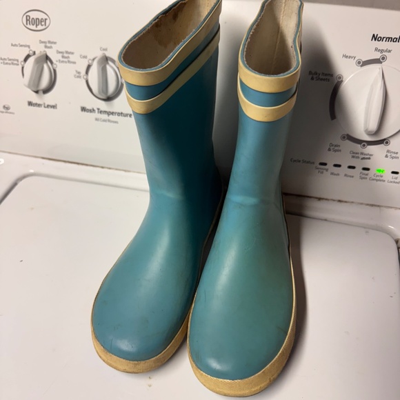 KKomforme Rain boots girls size 4 - Picture 2 of 4